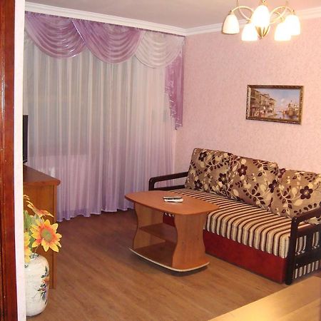 Studio On Stalevarov Near Meduniversity Zaporizhia Exteriér fotografie